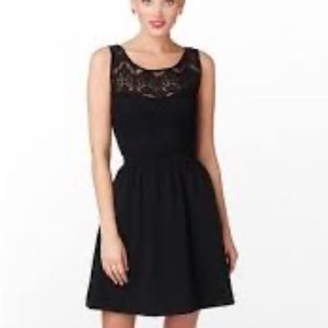 Lilly Pulitzer Rhea sleeveless fit and flare Black Lace Dress size small